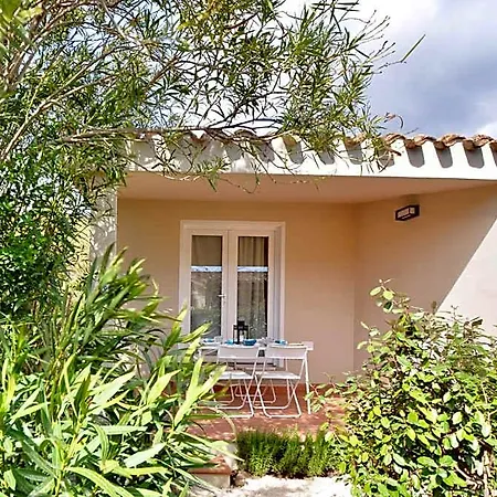 Hotel Isa - In Costa Rei Just 450 Meters From The Beach, With Air Conditioning And Outdoor Private Area 3*